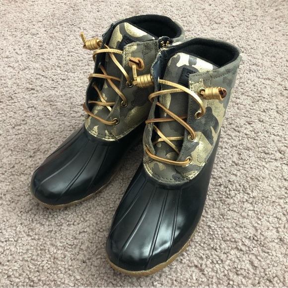 SPERRY Saltwater Water Resistant Duck Boot - Picture 2 of 9